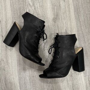 Jessica Simpson Klaya Black Peep-Toe Ankle Bootie, Size 7.5